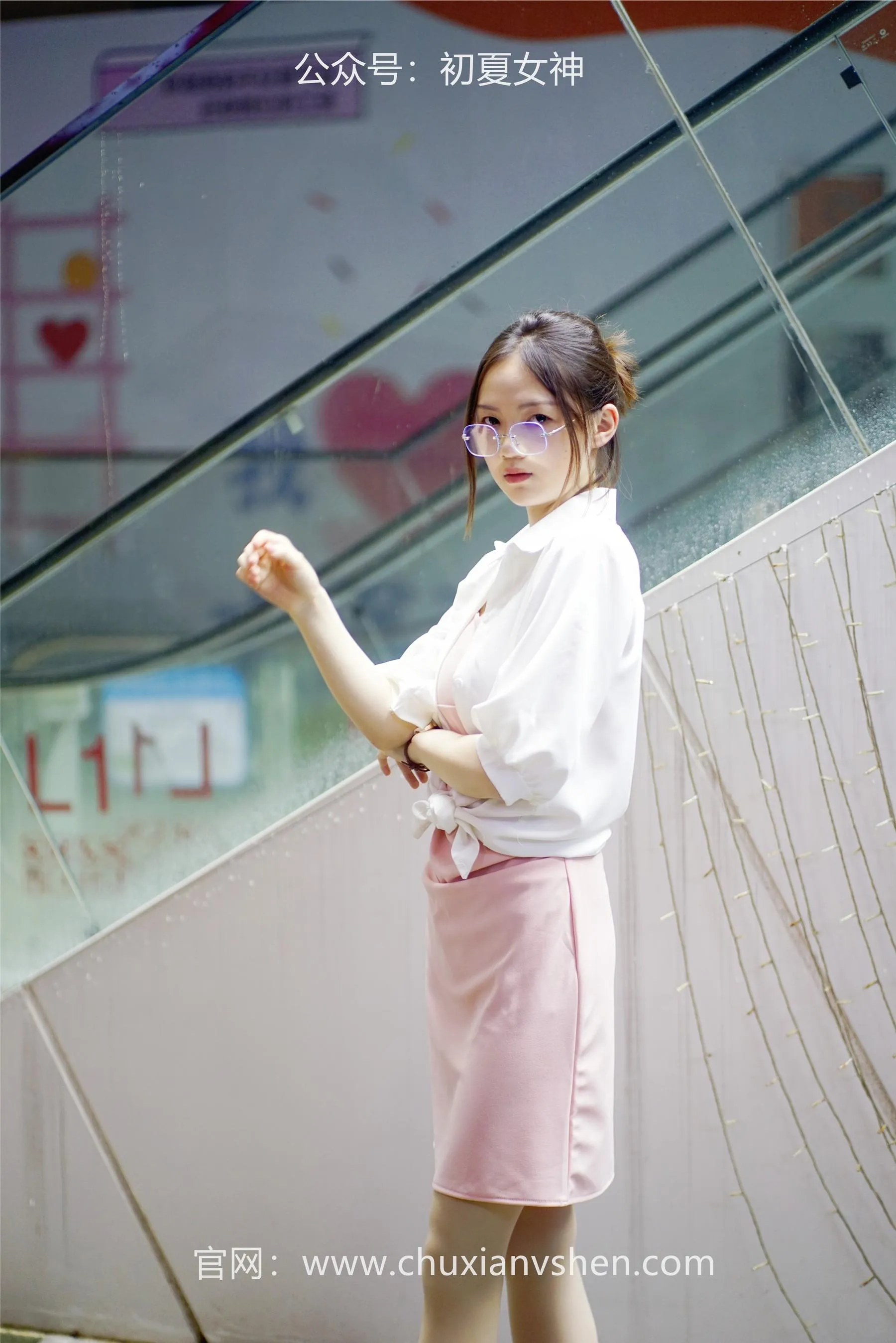 初夏女神 NO.066 大发 周末兼职 [226P]插图1